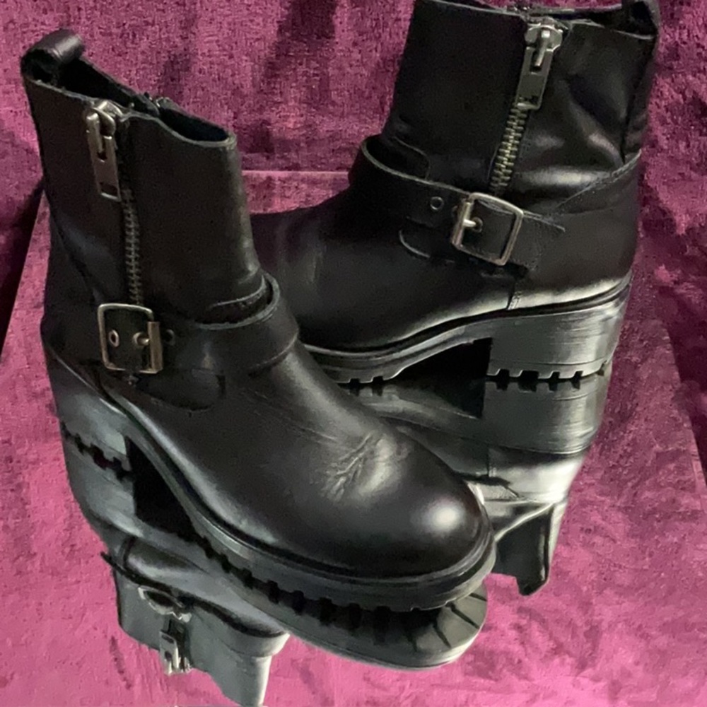 Steve Madden Garland Leather Boots